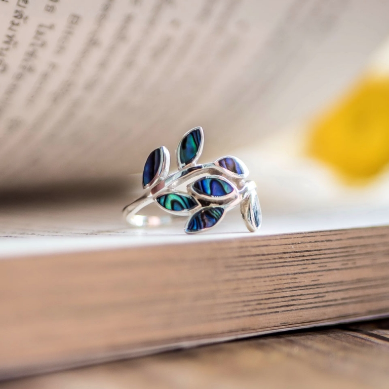 Olive leaf ring with Abalone / Paua shell