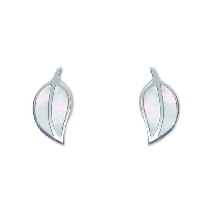Silver Leafs stud earrings with Mother of Pearl.