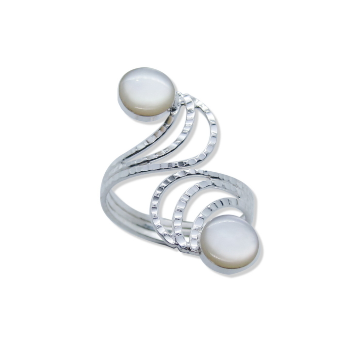 Silver Hammered Swirl Ring with Mother of Pearl.